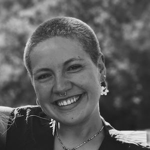 Meet your Posher, Antonia